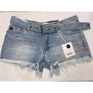 NWT KanCan Mid-Rise Frayed Hem Light Wash Denim Shorts W/ Belt 13/30